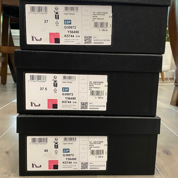 CHANEL Mary Janes Platform Heels, Dark Pink & Black - Retail $1300, NIB - Picture 5 of 13